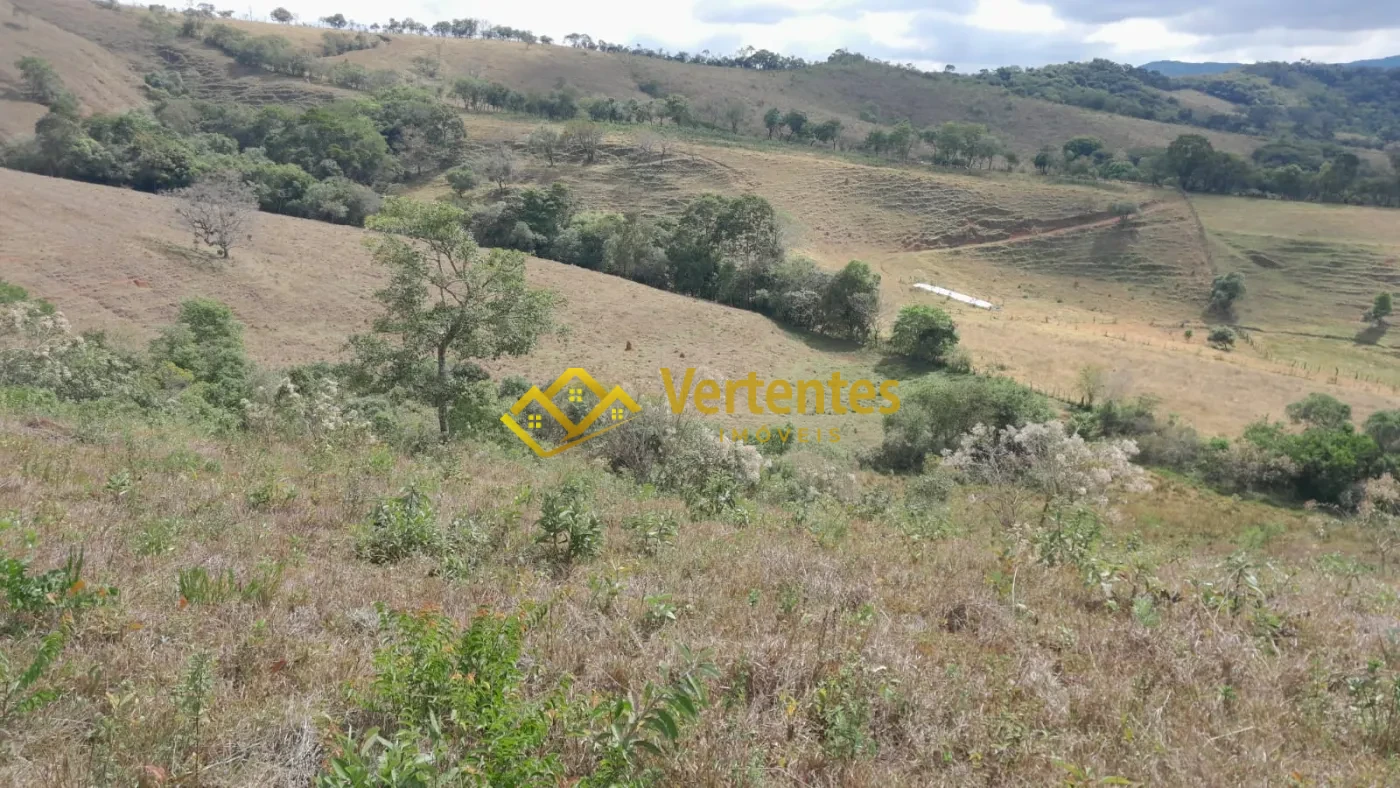 Imagem de Oportunidade Única: 18 Hectares com Luz e Água em Tiradentes