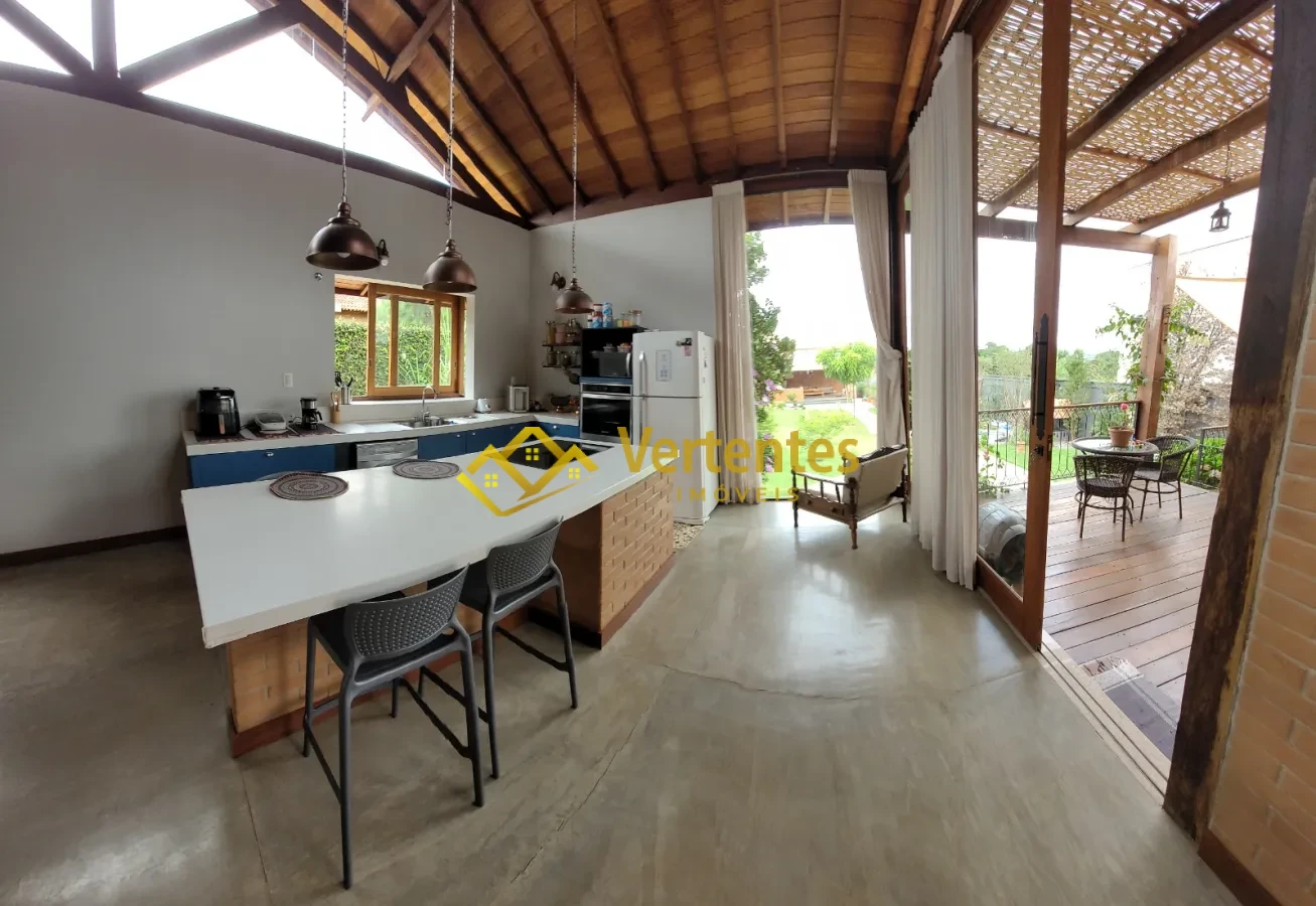 Imagem de Seu Refúgio de Luxo em Colônia do Marçal – 425m² Construídos!