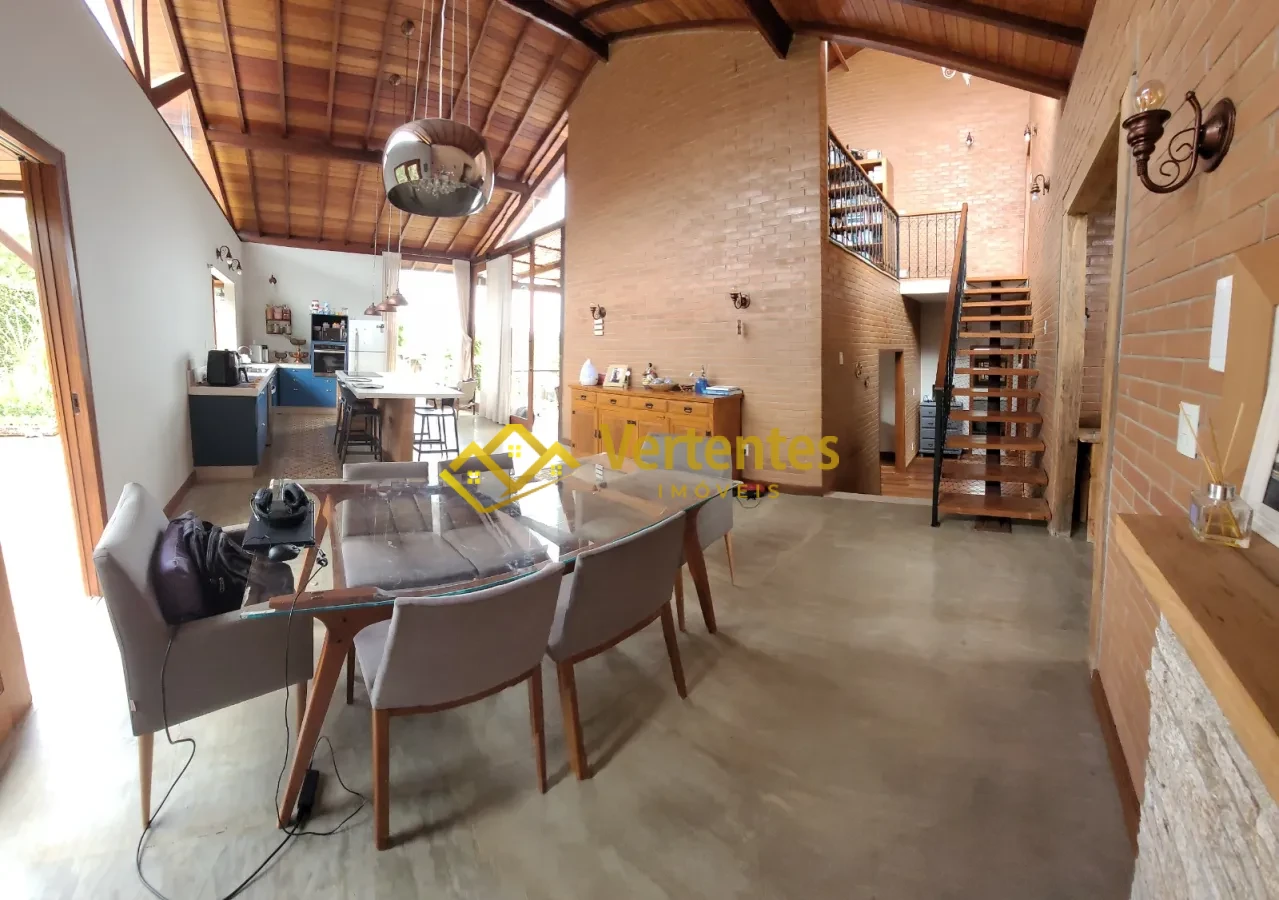Imagem de Seu Refúgio de Luxo em Colônia do Marçal – 425m² Construídos!