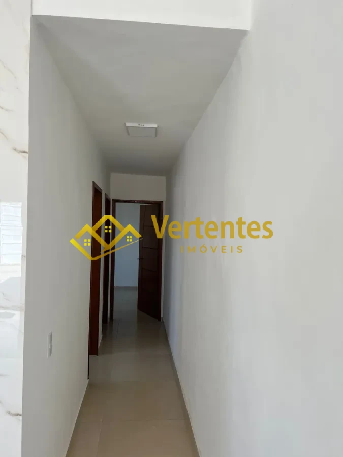 Imagem de Oportunidade Única: Casa com 2 Quartos e 2 Vagas na Cidade Universitária!