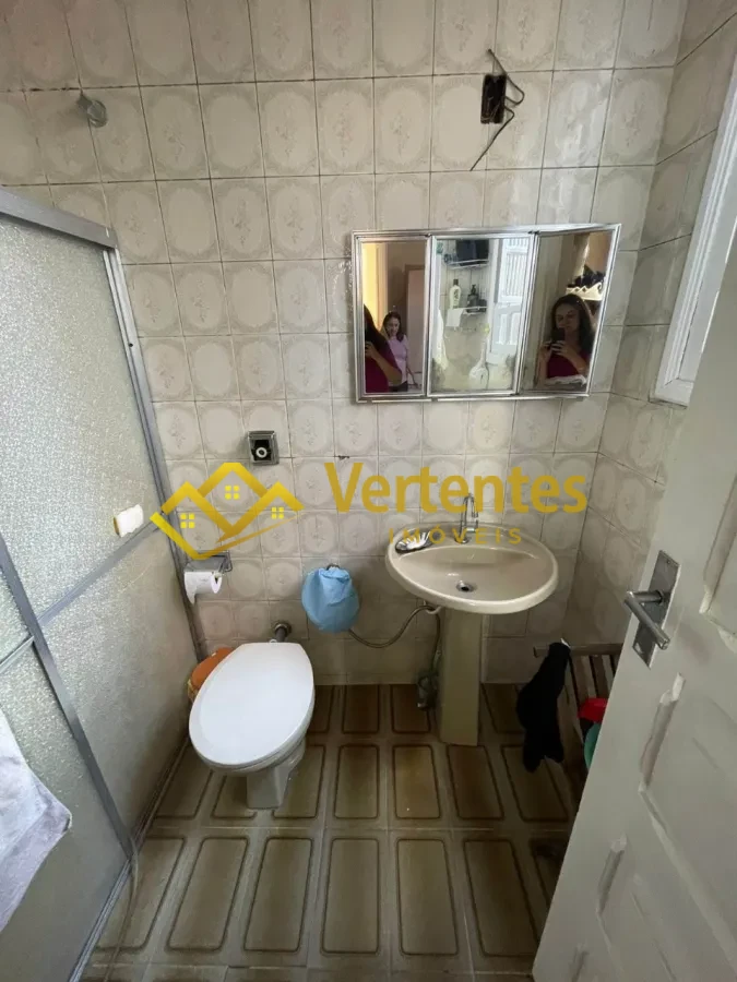 Imagem de Conjunto de 2 Casas + Loja no Centro Histórico de São João del-Rei!