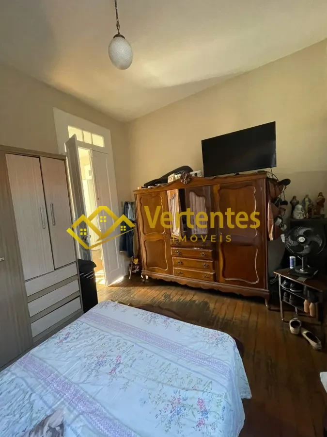 Imagem de Conjunto de 2 Casas + Loja no Centro Histórico de São João del-Rei!