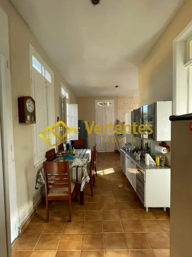 Imagem de Conjunto de 2 Casas + Loja no Centro Histórico de São João del-Rei!