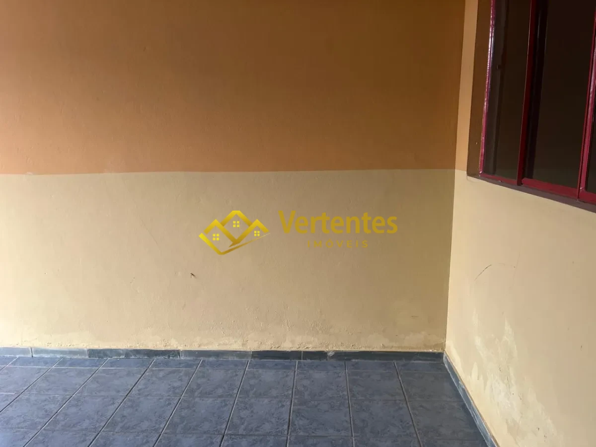 Imagem de Oportunidade! Casa com 3 Quartos para Alugar na Colônia de Marçal!