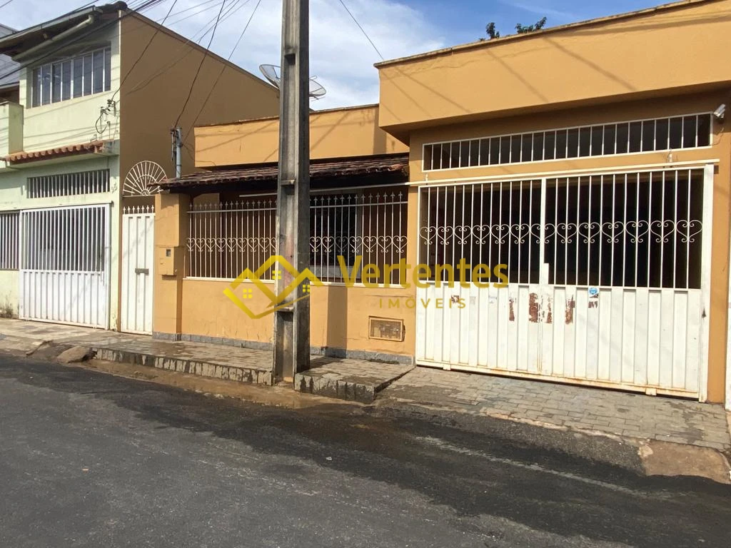 Imagem de Oportunidade! Casa com 3 Quartos para Alugar na Colônia de Marçal!