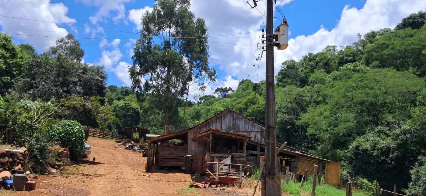 Imagem de CHÁCARA À VENDA EM CORONEL VIVIVDA - PR