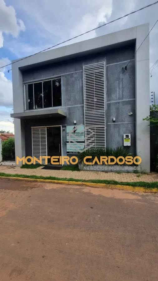 Imagem de Prédio Comercial Com Energia Solar