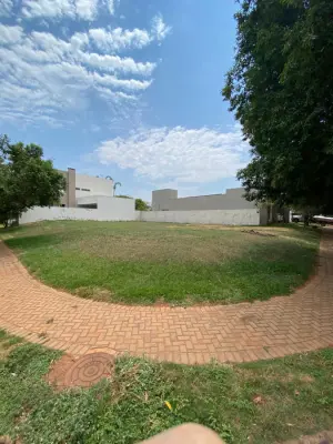 Imagem de terreno a venda - Condomínio Village do Cerrado