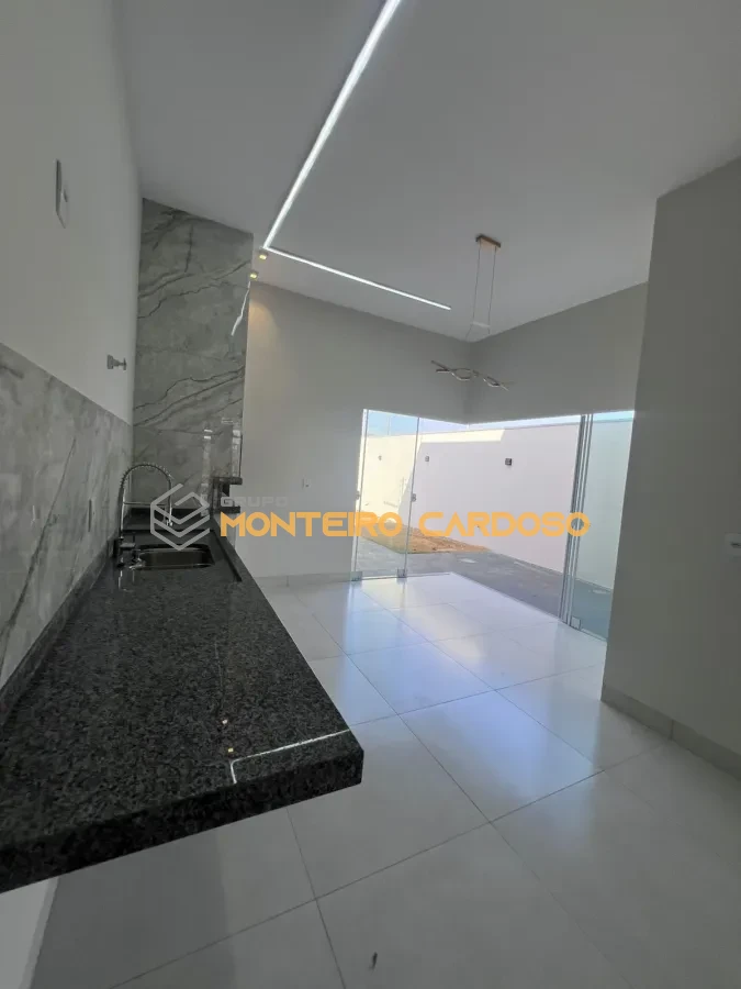 Imagem de Casa a venda - Parque sagrada família