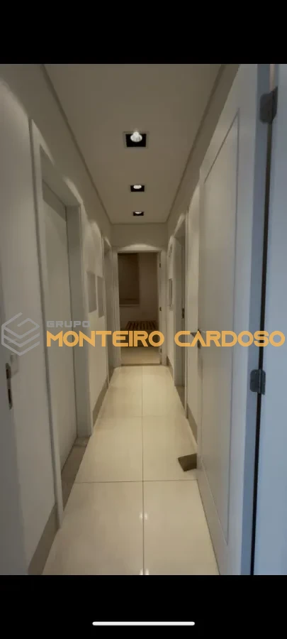 Imagem de Apartamento à Venda no Edifício Aricá – Bairro Granville