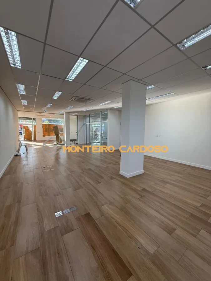 Imagem de Excelente Imóvel Comercial para Locação- Lions