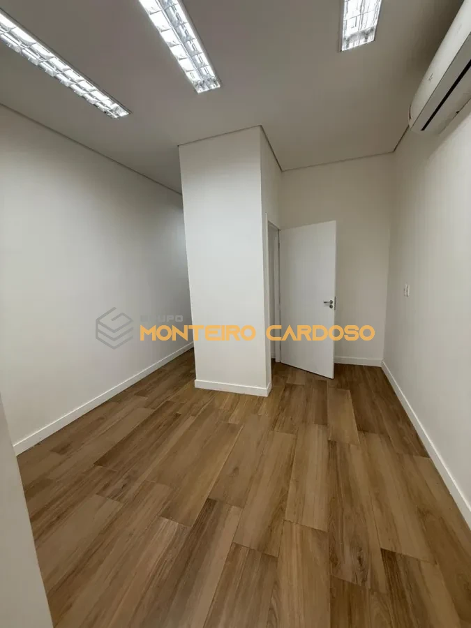 Imagem de Excelente Imóvel Comercial para Locação- Lions