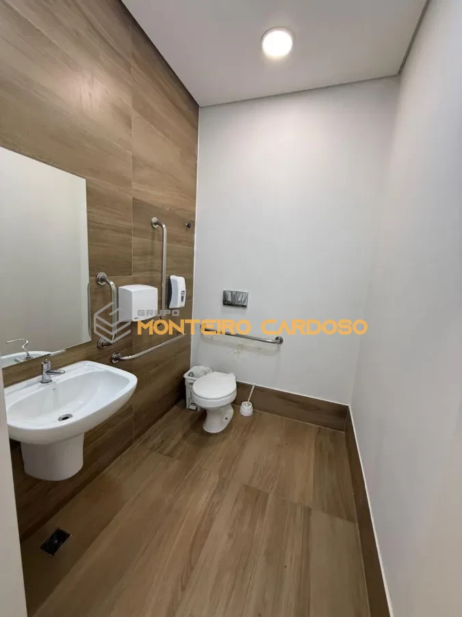 Imagem de Excelente Imóvel Comercial para Locação- Lions