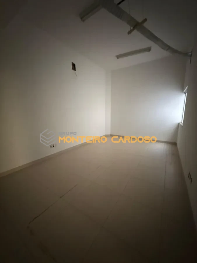 Imagem de Excelente Imóvel Comercial para Locação- Lions