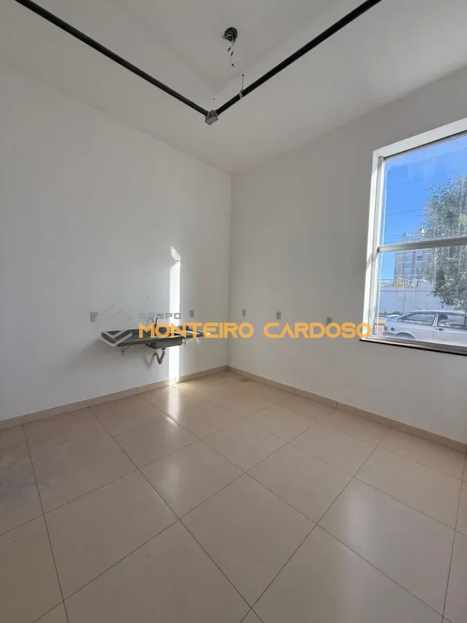 Imagem de Excelente Imóvel Comercial para Locação- Lions