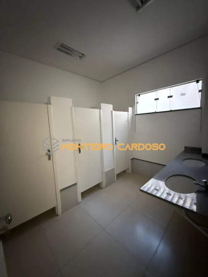 Imagem de Excelente Imóvel Comercial para Locação- Lions