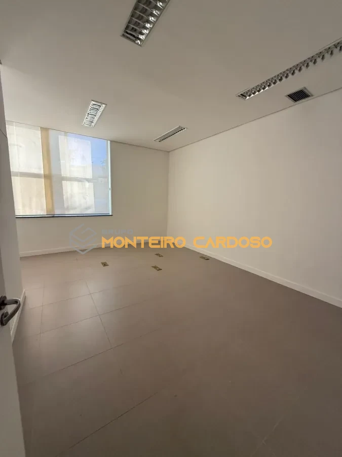 Imagem de Excelente Imóvel Comercial para Locação- Lions