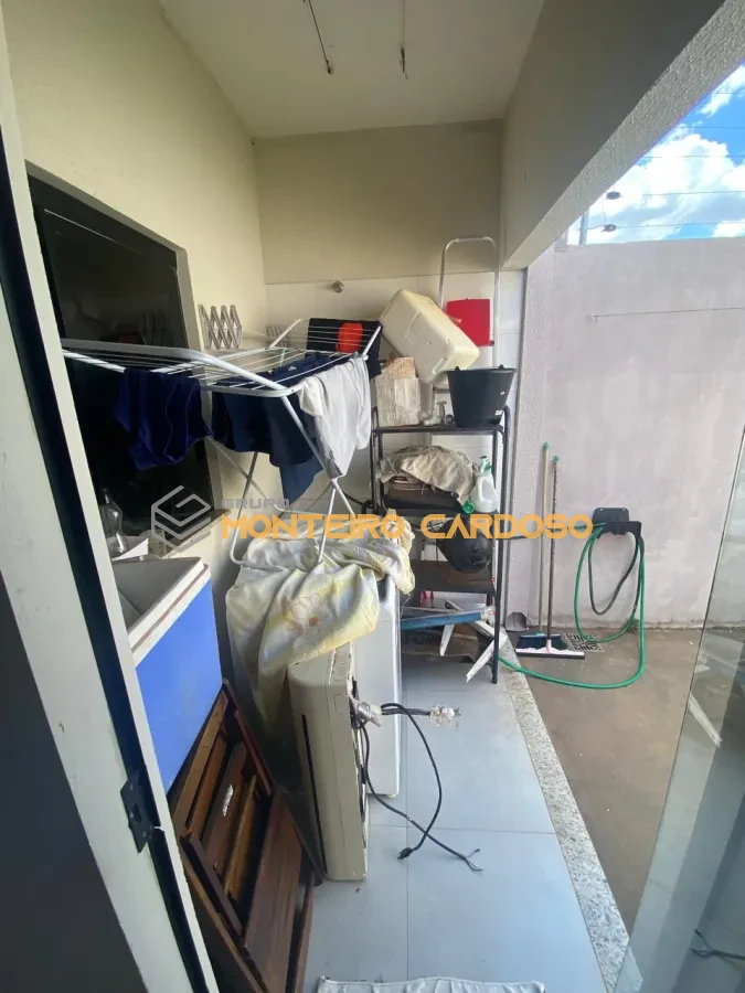 Imagem de vendo casa Granvile 2