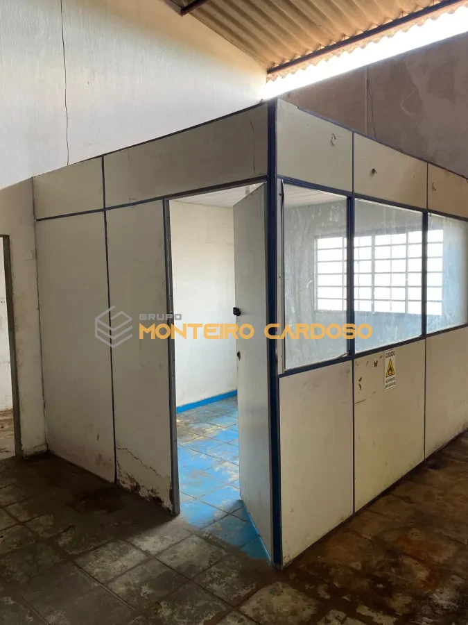 Imagem de Alugo Barracão Comercial