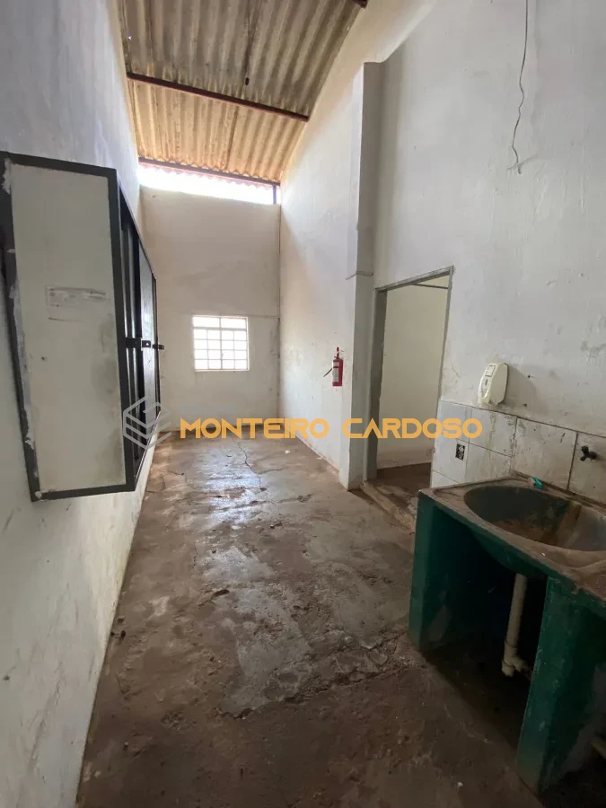 Imagem de Alugo Barracão Comercial