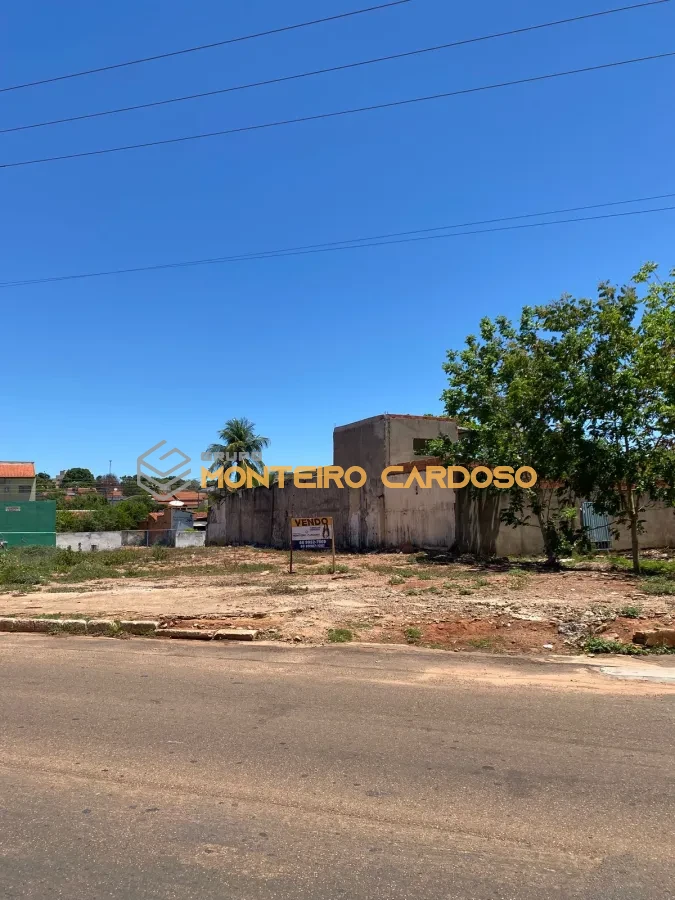 Imagem de Vendo Terreno na Avenida José Barriga