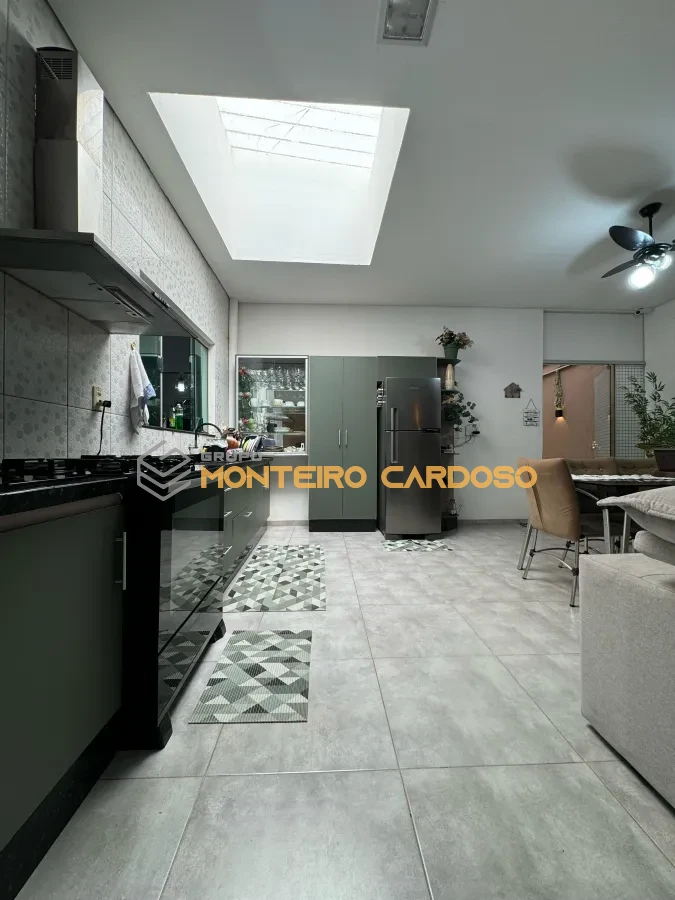 Imagem de Casa com Decor Alto Padrão à Venda – Bairro José Sobrinho