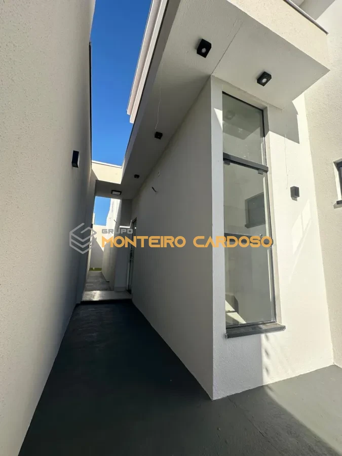 Imagem de VENDO CASA NOVA NO JARDIM NILMARA