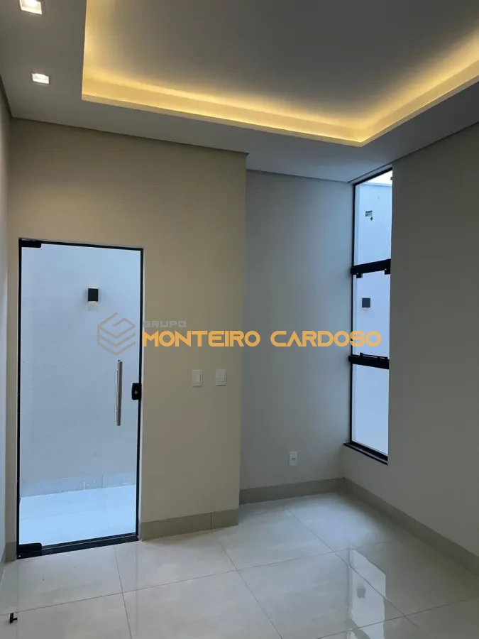 Imagem de VENDO CASA NOVA NO JARDIM NILMARA