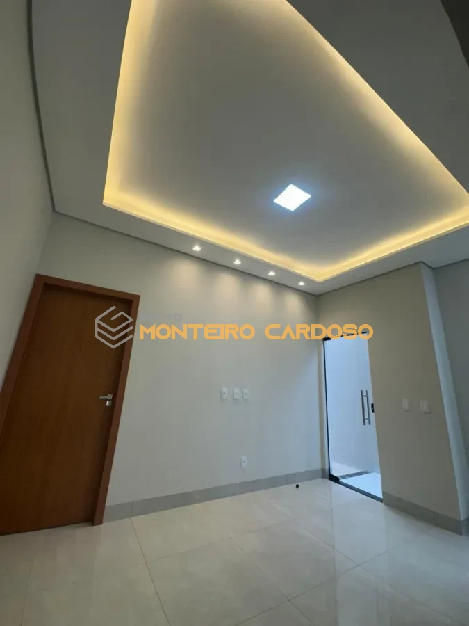 Imagem de VENDO CASA NOVA NO JARDIM NILMARA