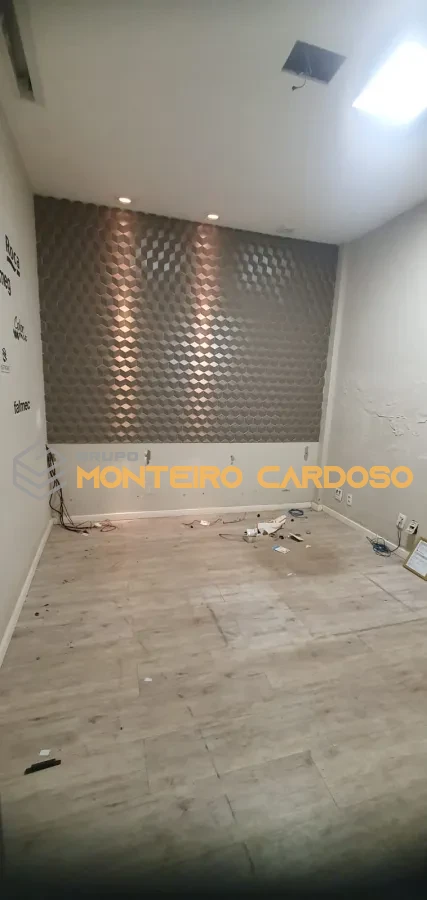 Imagem de Salão comercial - Fernando Correia da Costa (enfrente Havan)