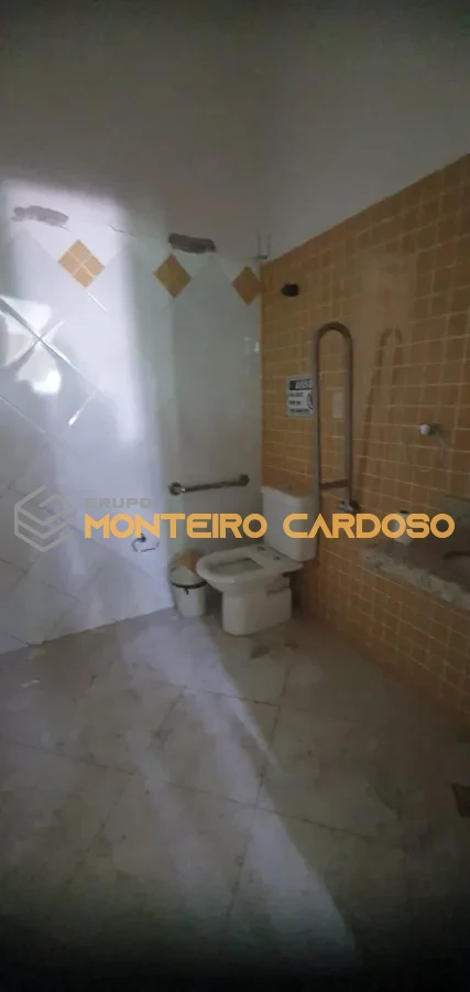 Imagem de Salão comercial - Fernando Correia da Costa (enfrente Havan)