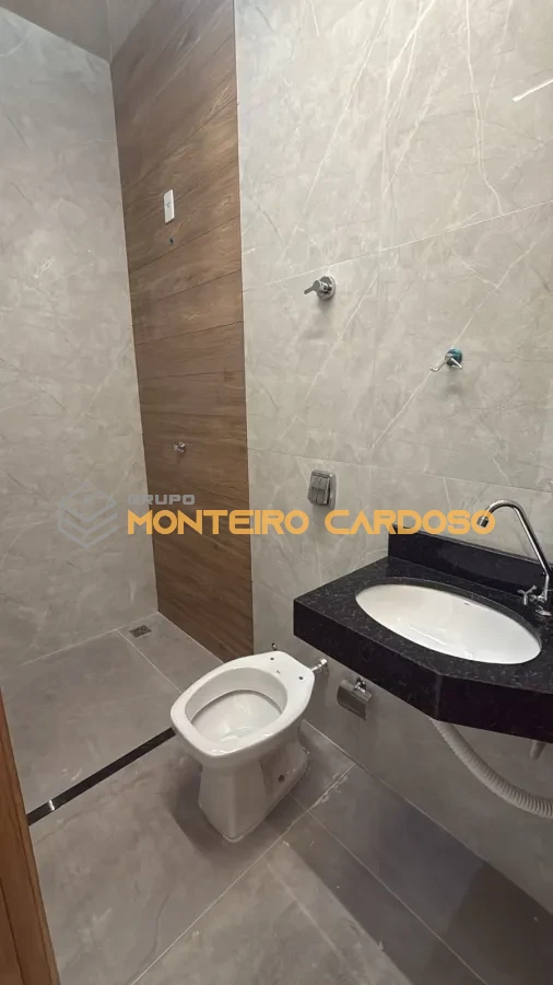 Imagem de Casa a Venda Sagrada Família - 325.000,00