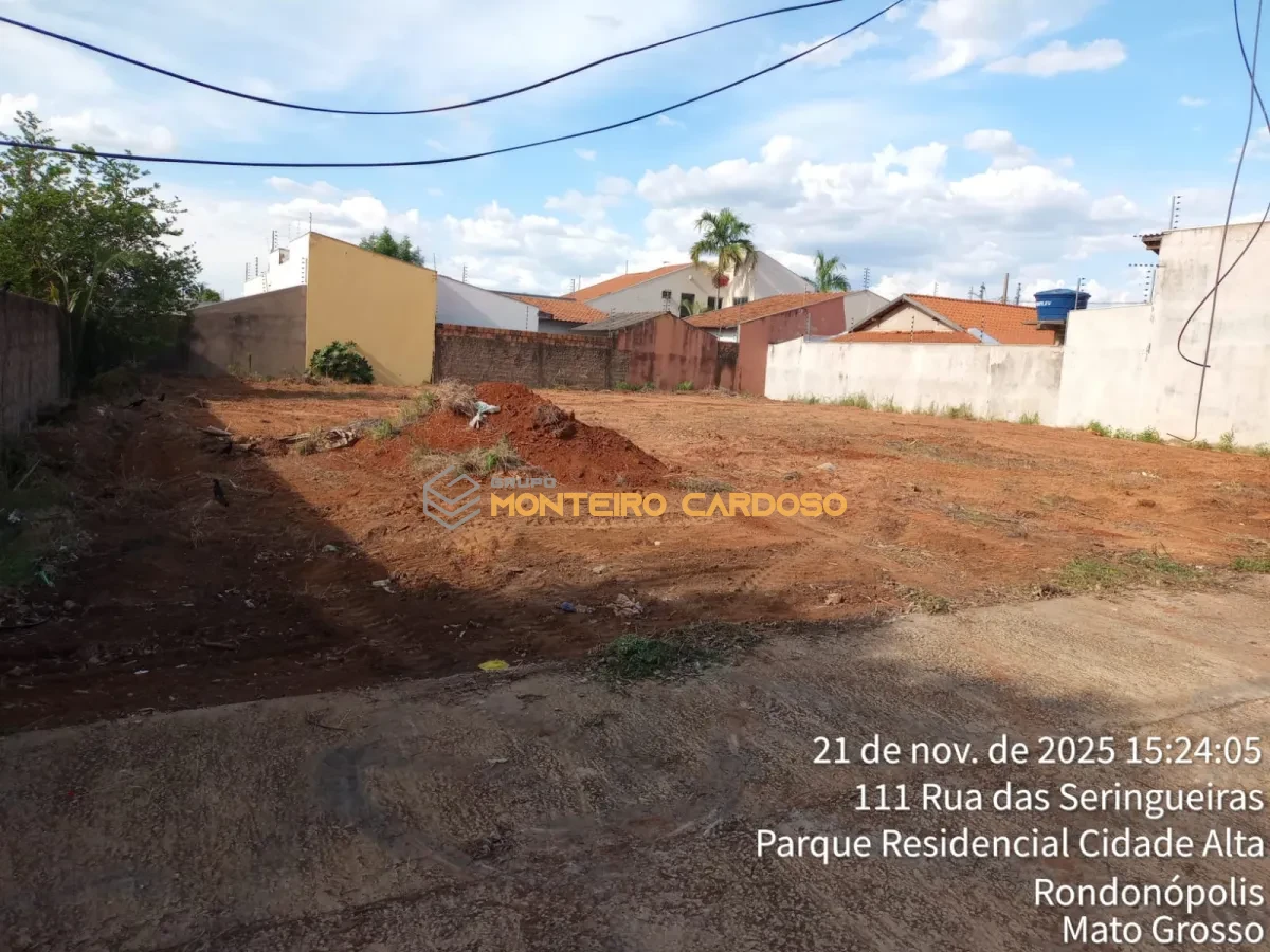 Imagem de Terreno com área total de 672 m²