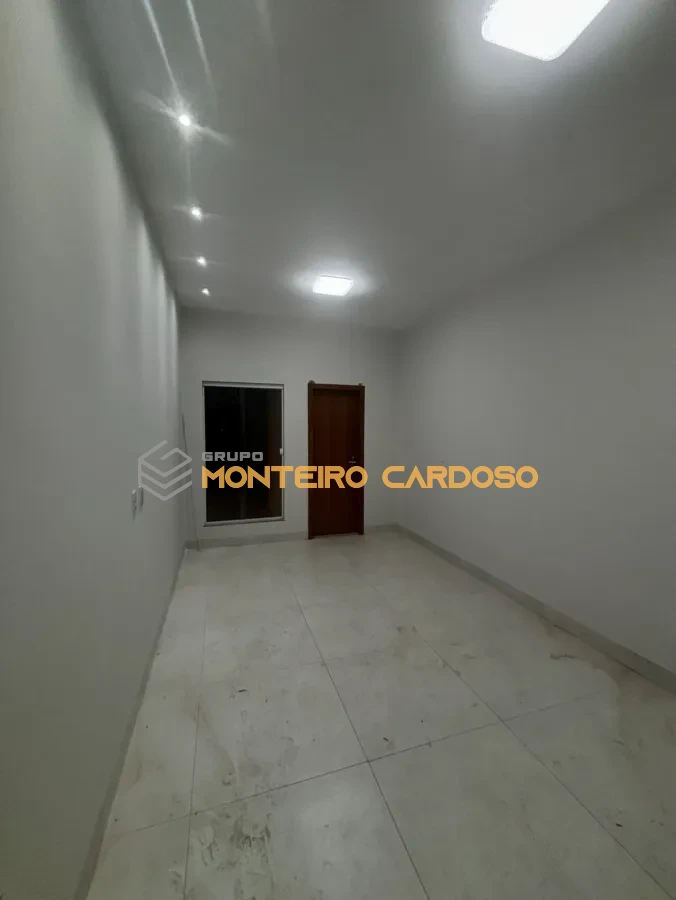 Imagem de Casa Padrão - Sagrada Família - Rondonópolis/MT