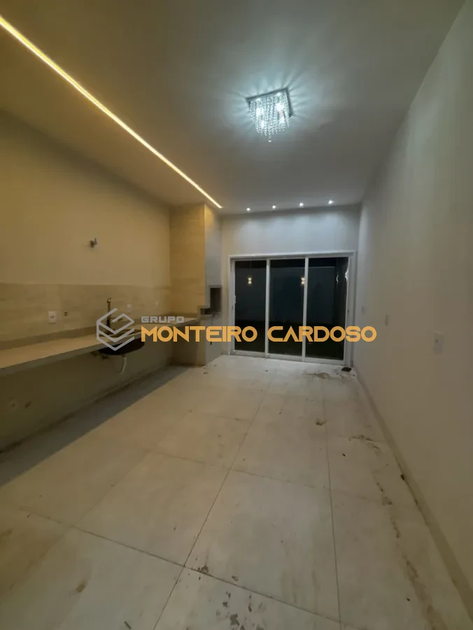 Imagem de Casa Padrão - Sagrada Família - Rondonópolis/MT