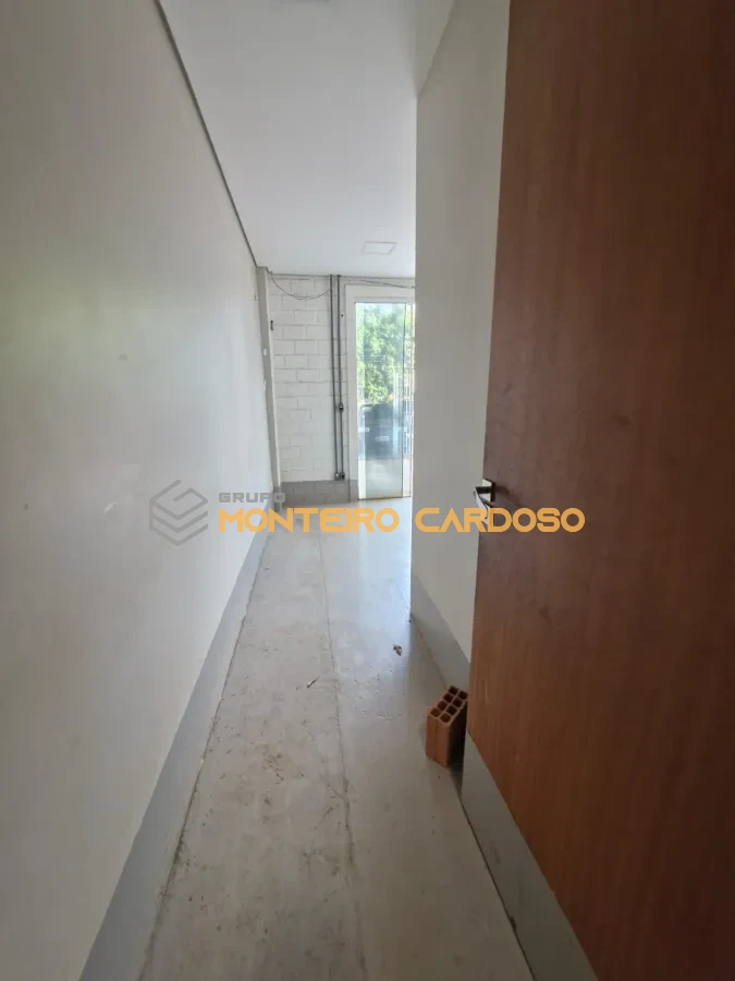 Imagem de Barracão – Avenida dos Estudantes