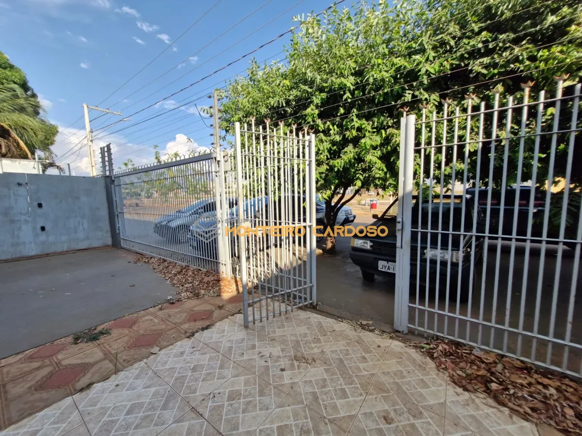 Imagem de Barracão – Avenida dos Estudantes