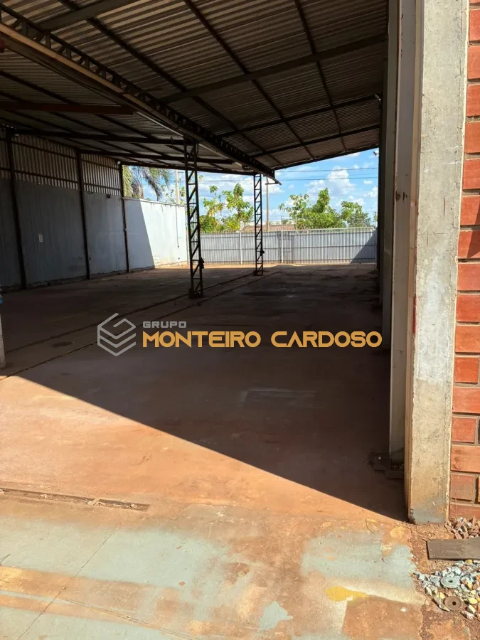 Imagem de Barracão – Avenida dos Estudantes