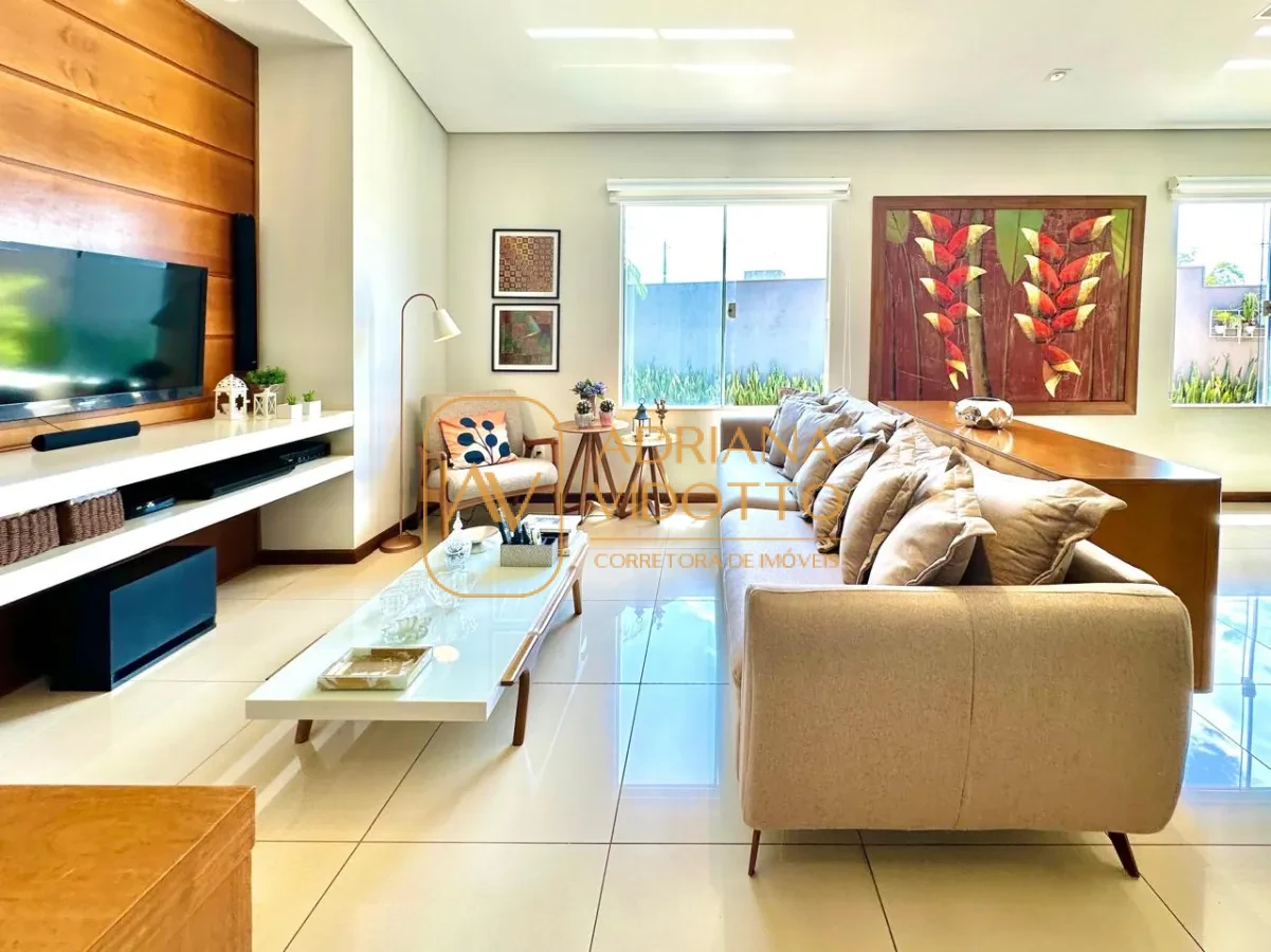 Imagem de Excelente casa em condomínio com 3 quartos, sendo 1 suíte,  piscina, quintal, area gourmet, jardim