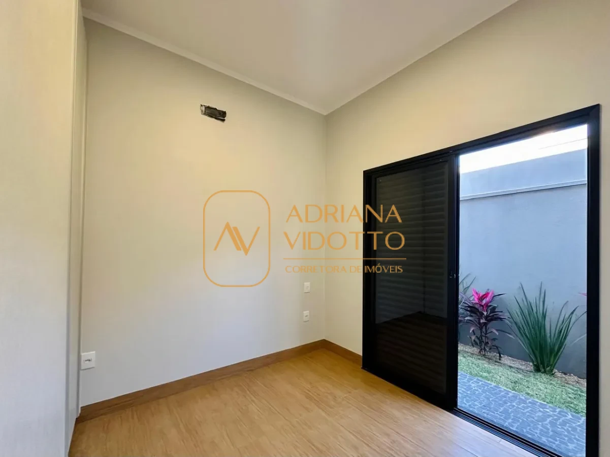 Imagem de Casa de condomínio a venda com 3 quartos, sendo 1 suíte com closet, área gourmet e piscina
