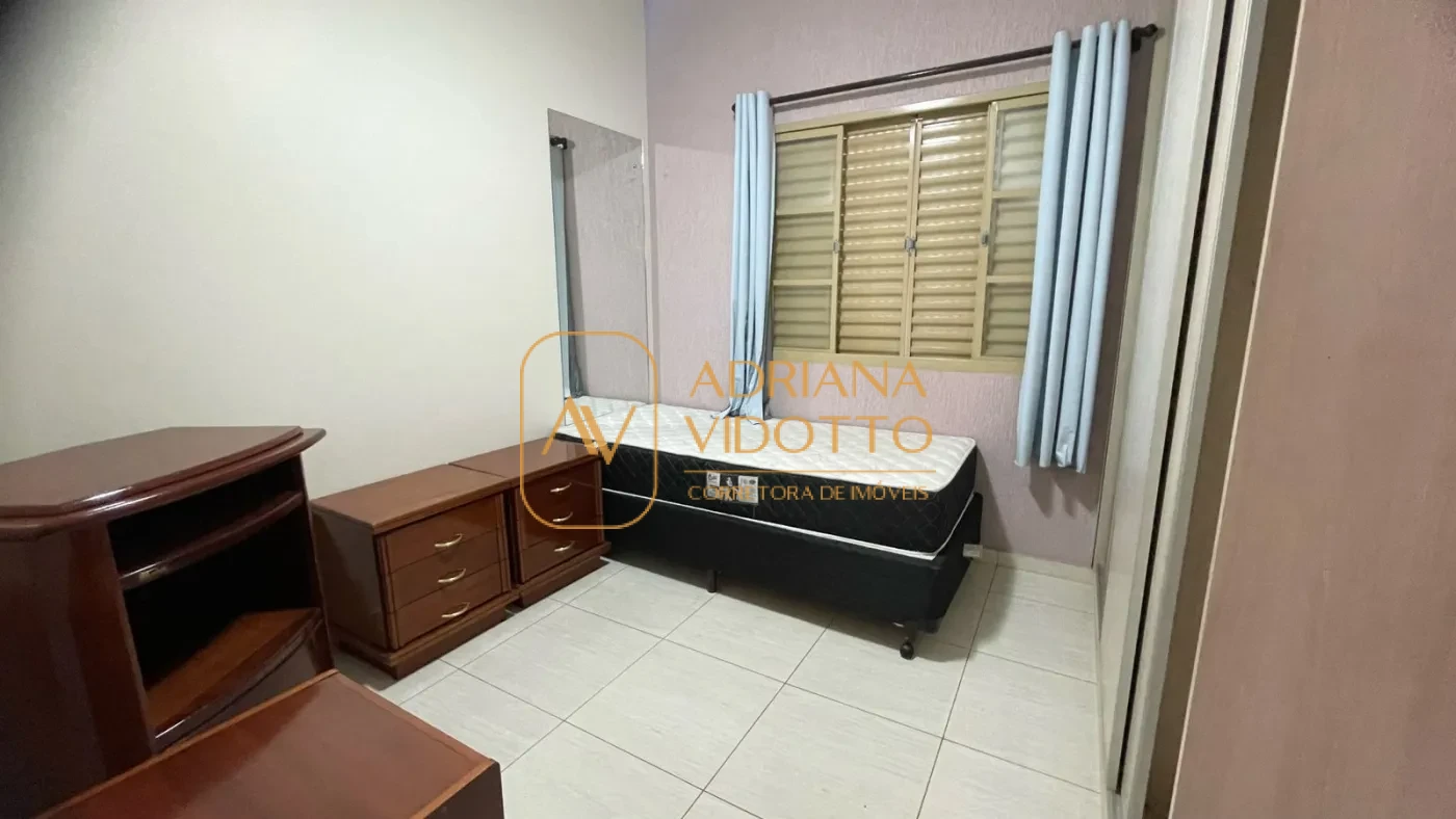 Imagem de Casa à venda no Condomínio Flamboyants com 3 quartos, sendo 1 suíte, área gourmet e piscina