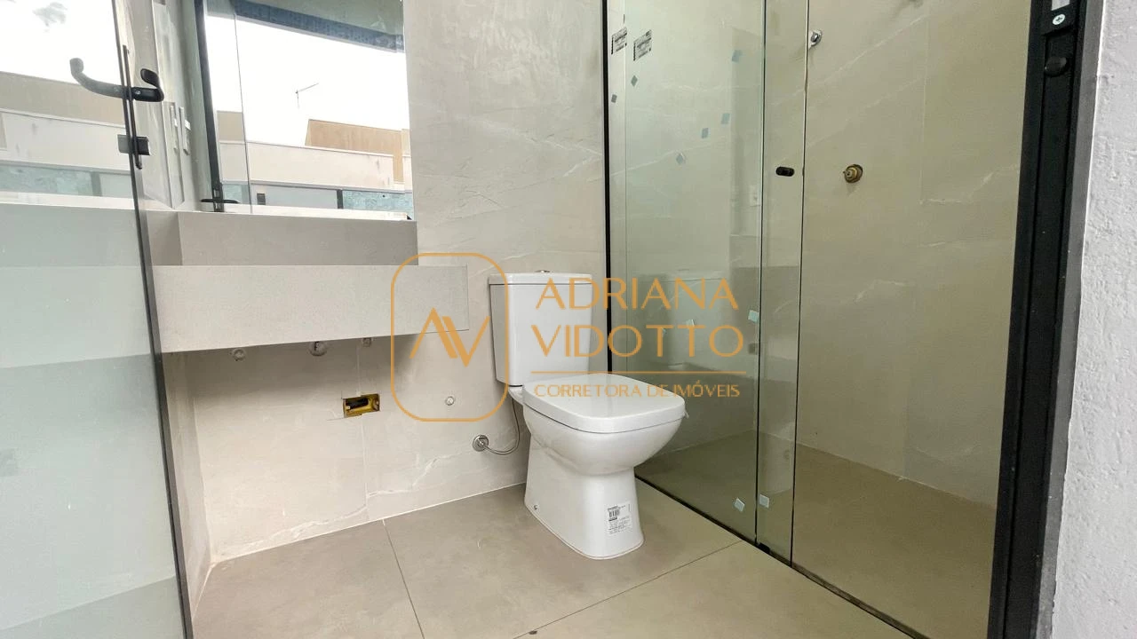 Imagem de Casa nova a venda no Portal dos Tipuanas com 3 suítes, escritório, área gourmet e piscina