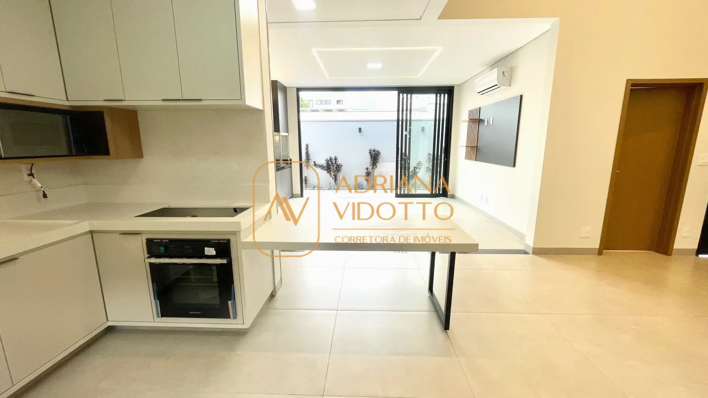 Imagem de CASA EM VILLAGE DAMHA COM 3 SUÍTES, ÁREA GOURMET E ESCRITÓRIO