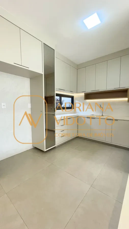 Imagem de CASA EM VILLAGE DAMHA COM 3 SUÍTES, ÁREA GOURMET E ESCRITÓRIO