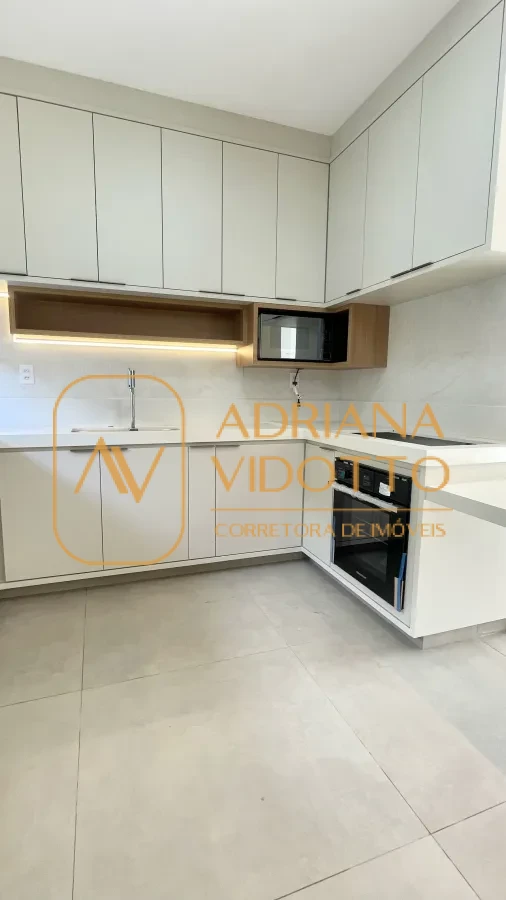 Imagem de CASA EM VILLAGE DAMHA COM 3 SUÍTES, ÁREA GOURMET E ESCRITÓRIO