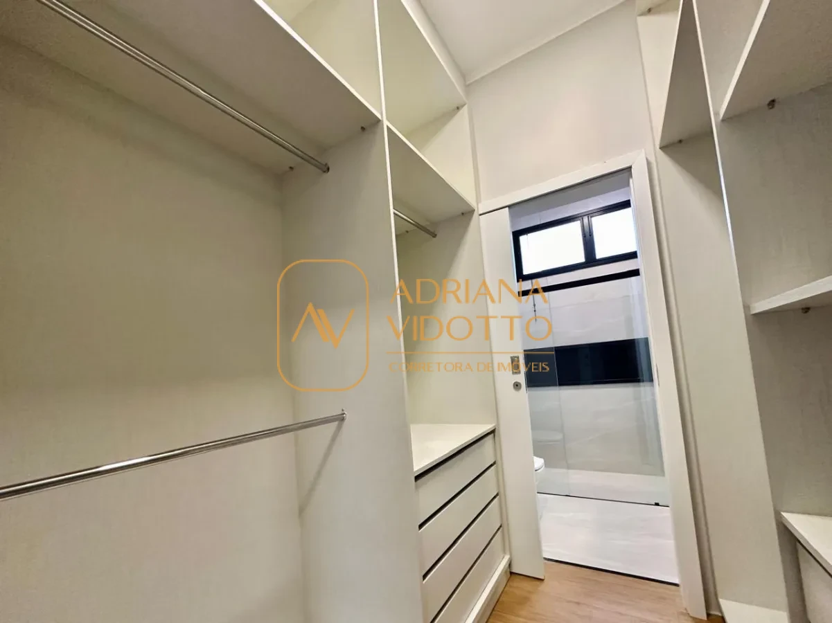 Imagem de CASA EM VILLAGE DAMHA COM 3 QUARTOS, SENDO 1 SUÍTE E  ÁREA GOURMET COM PISCINA