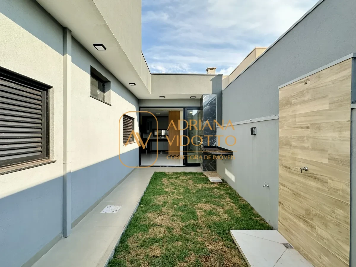 Imagem de CASA NOVA NO CONDOMÍNIO ATLANTA COM 3 QUARTOS SENDO 1 SUÍTES, ESCRITÓRIO E QUINTAL.