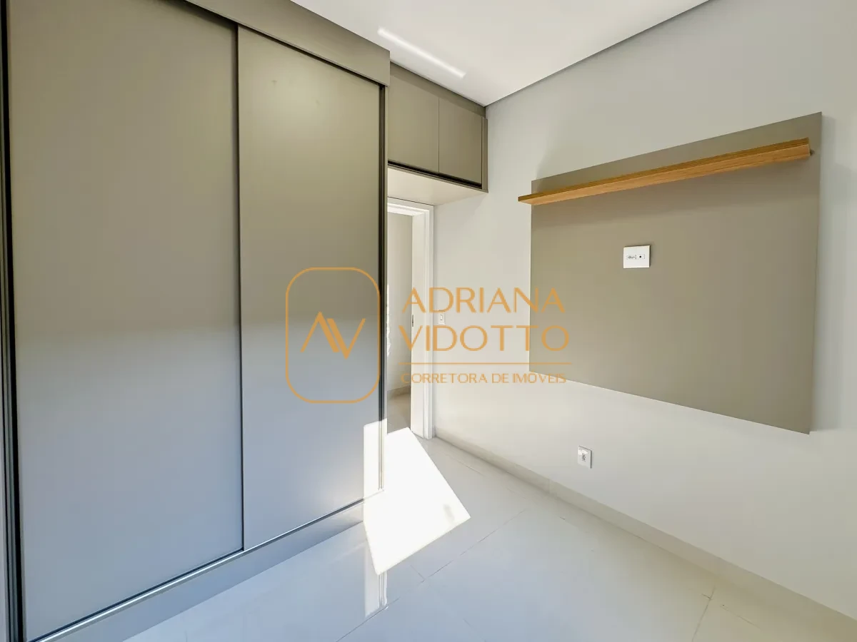 Imagem de CASA NOVA NO CONDOMÍNIO ATLANTA COM 3 QUARTOS SENDO 1 SUÍTES, ESCRITÓRIO E QUINTAL.