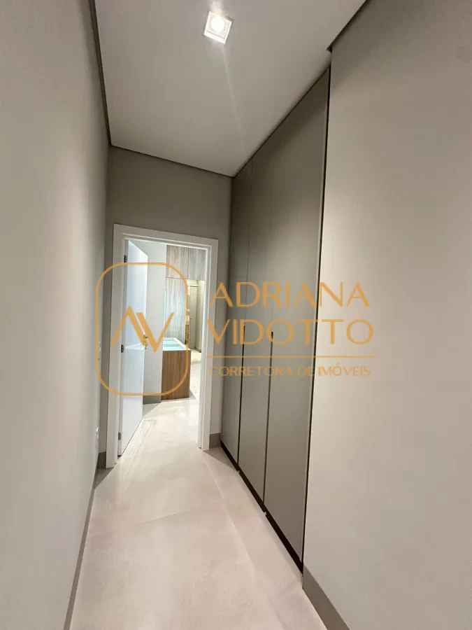 Imagem de CASA ALTO PADRÃO CONDOMÍNIO RESIDENCIAL PARQUE DAMHA COM 3 SUÍTES, ÁREA GOURMET COM PISCINA AQUECIDA