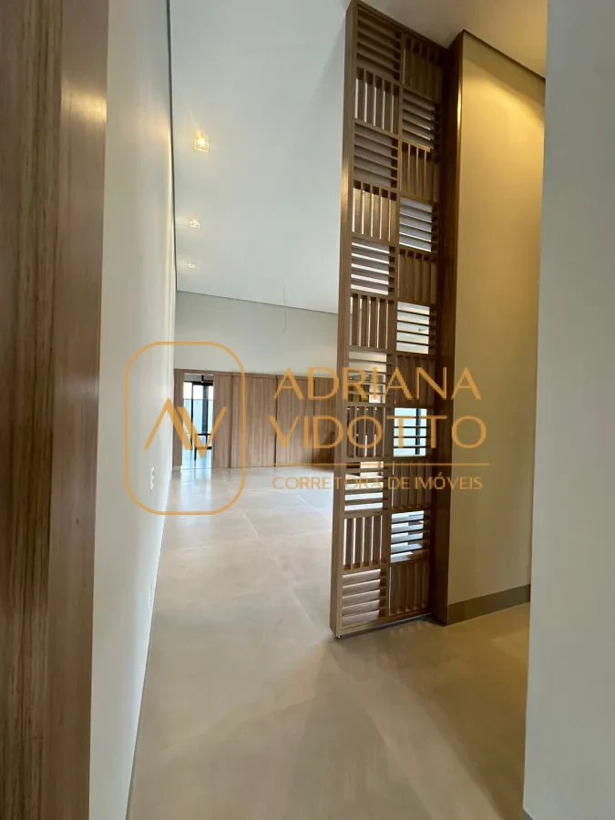 Imagem de CASA ALTO PADRÃO CONDOMÍNIO RESIDENCIAL PARQUE DAMHA COM 3 SUÍTES, ÁREA GOURMET COM PISCINA AQUECIDA